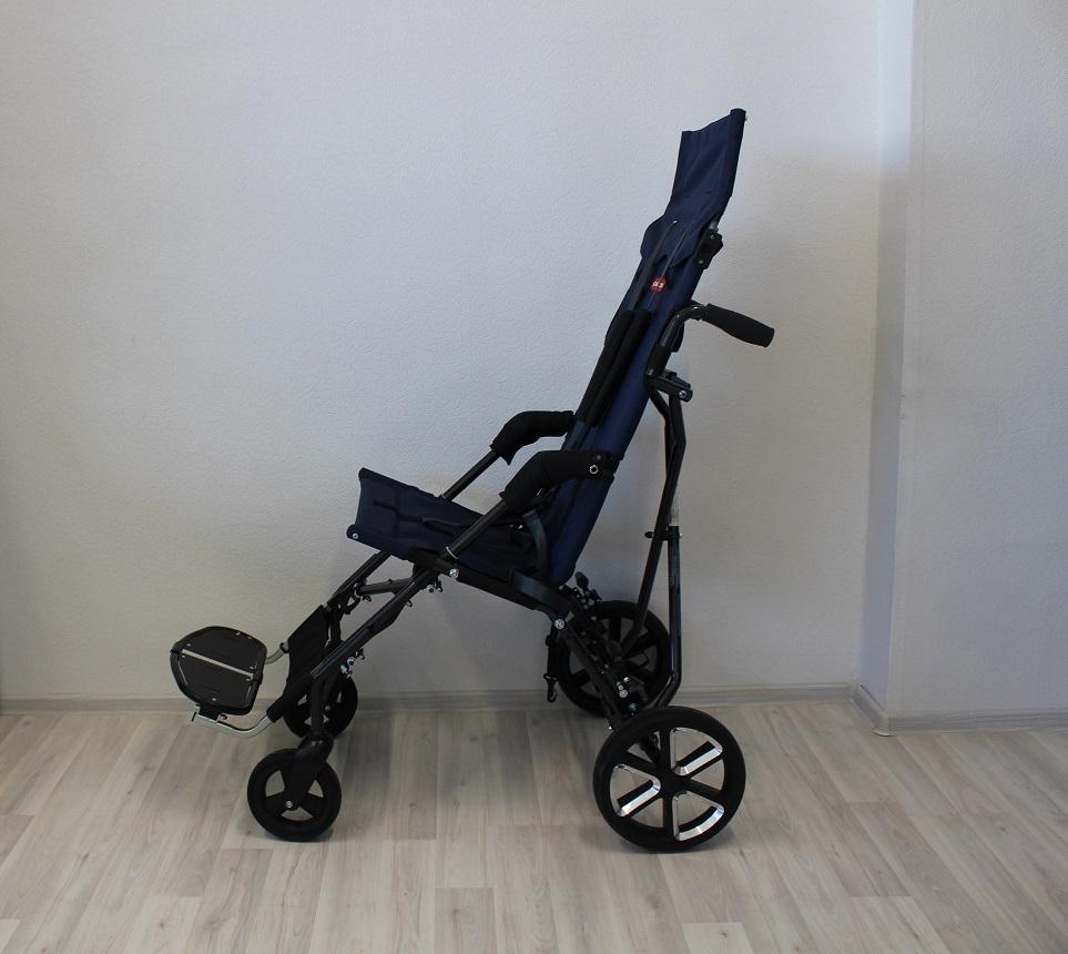 Коляска Corzino