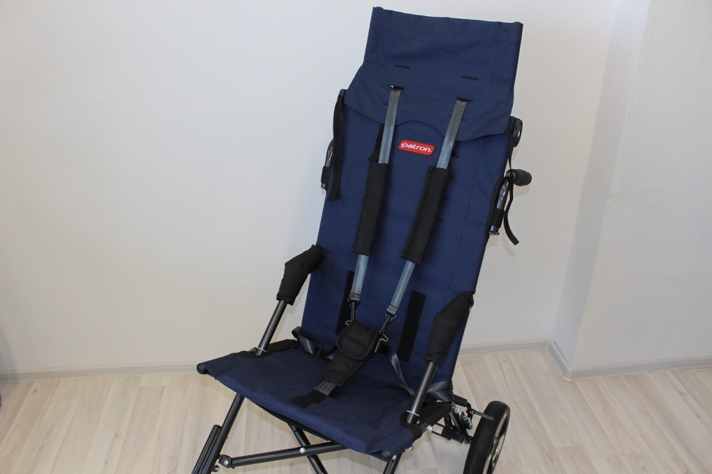 Коляска Corzino с увеличенной спинкой